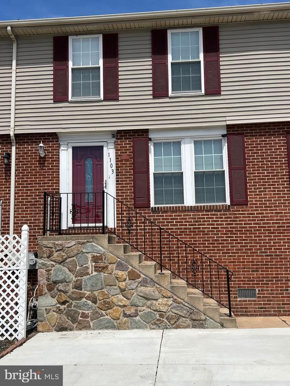 property at 1103 Davis St