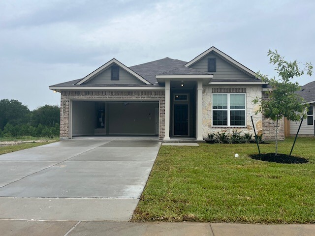 property at 1368 Kingsgate Dr