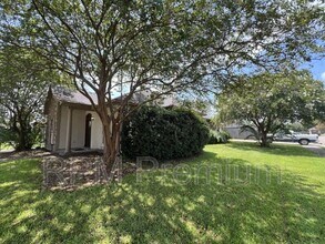 5518 Arialo Dr in Baton Rouge, LA - Building Photo - Building Photo