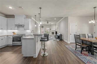 1011 Dove Chase Ln, Unit C2 in College Station, TX - Building Photo - Building Photo