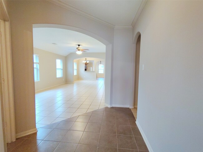 9723 Opal Rock Dr in Rosharon, TX - Foto de edificio - Building Photo