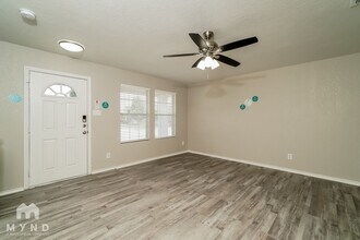 659 Northlake Dr in New Braunfels, TX - Building Photo - Building Photo