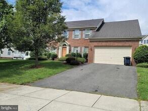 2702 Millwood Way in Bowie, MD - Building Photo - Building Photo