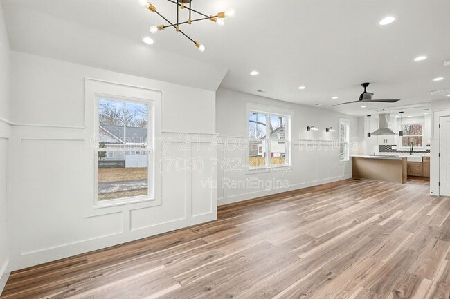 12101 Fort Washington Rd in Fort Washington, MD - Building Photo - Building Photo