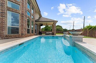 1726 Stuart Dr in Richmond, TX - Building Photo - Building Photo