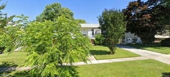 4815 Camelot St in Rockville, MD - Building Photo