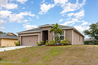 1299 Buffing Cir SE in Palm Bay, FL - Building Photo - Building Photo