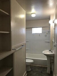 609 E N 15th St photo'