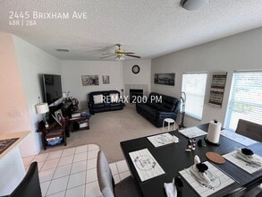 2445 Brixham Ave in Orlando, FL - Building Photo - Building Photo