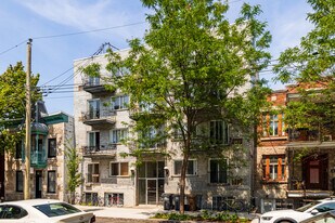 4257 De Brébeuf Rue in Montréal, QC - Building Photo