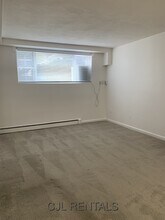 67 Grove St in Arlington, MA - Foto de edificio - Building Photo