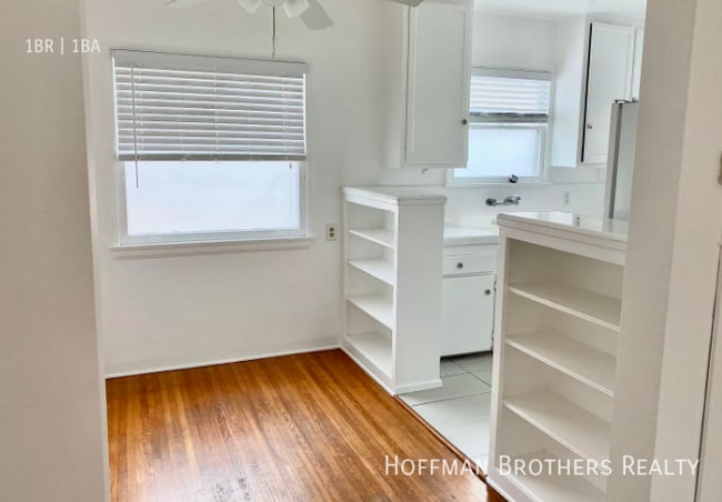 2220 Ocean Park Blvd in Santa Monica, CA - Building Photo - Building Photo