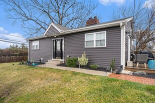 1745 Reservoir Ave in Willow Grove, PA - Building Photo