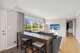 2203 Conway St in St. Paul, MN - Building Photo - Building Photo