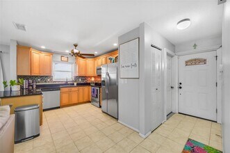 11414 Walsingham Rd in Largo, FL - Building Photo - Building Photo