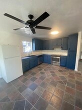 5036 Lake Shastina Dr in Weed, CA - Building Photo - Building Photo