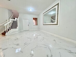 8962 SW 18th St in Miramar, FL - Building Photo - Building Photo