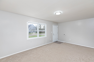 2311 Harmont Ave NE in Canton, OH - Building Photo - Building Photo
