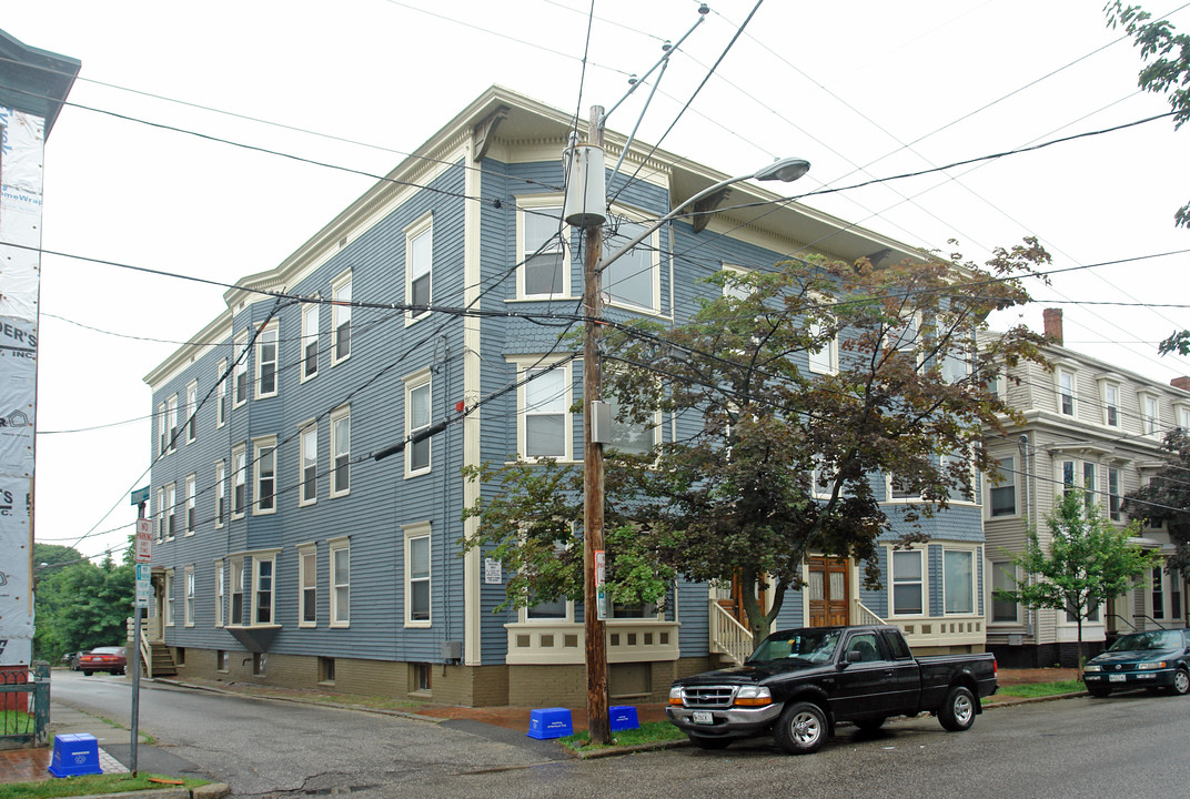 285 Brackett St in Portland, ME - Foto de edificio