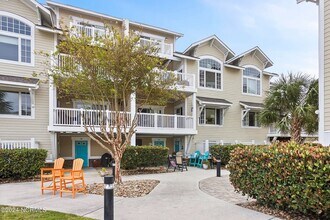 630 St Joseph St in Carolina Beach, NC - Building Photo - Building Photo