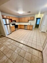 15312 Kamary Ln in San Antonio, TX - Foto de edificio - Building Photo