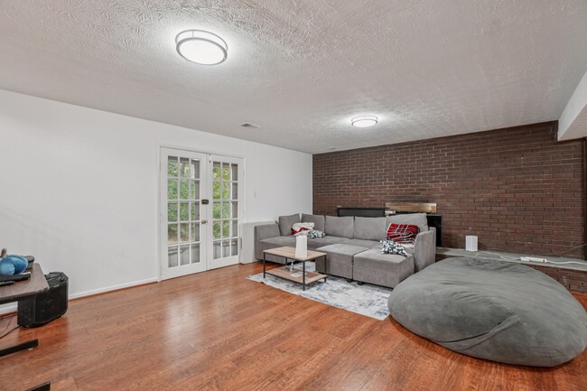 2704 Rambler Ct in Adelphi, MD - Building Photo - Building Photo