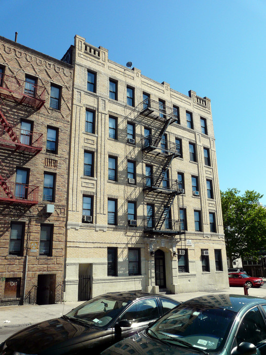 2075 Haviland Ave in Bronx, NY - Foto de edificio