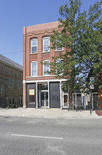 1102 N Ashland Ave in Chicago, IL - Building Photo - Building Photo