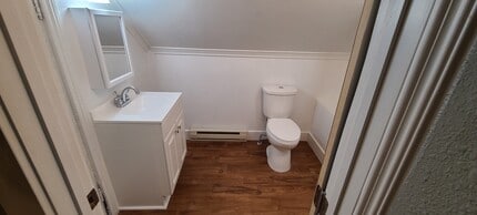 1102 N Oakland Ave, Unit 3.5BD in Indianapolis, IN - Building Photo - Building Photo