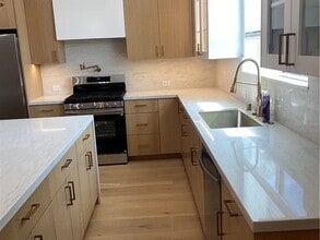 5923 Haas Ave, Unit 5923 Haas Ave in Los Angeles, CA - Building Photo - Building Photo