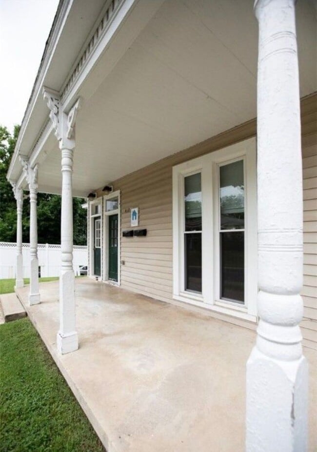 410 E 2nd St in Farmville, VA - Building Photo - Building Photo