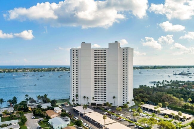 property at 5200 N Flagler Dr