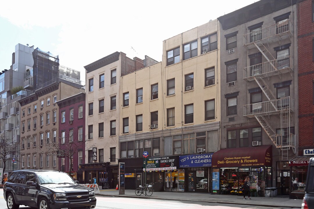 364 W 23rd St in New York, NY - Building Photo