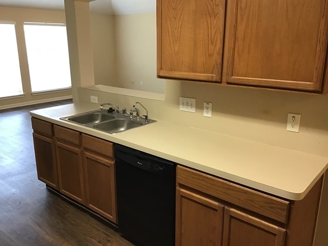 10523 Linsley Lane in Houston, TX - Building Photo - Building Photo