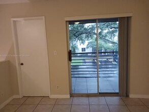 301 Gardens Dr in Pompano Beach, FL - Building Photo - Building Photo