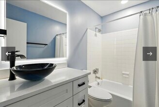 4160 NE Breakwater Dr in Jensen Beach, FL - Building Photo - Building Photo