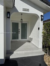 3129 W 73rd Pl in Hialeah, FL - Building Photo - Building Photo