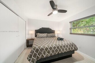 5035 NW 5th Ave in Miami, FL - Building Photo - Building Photo