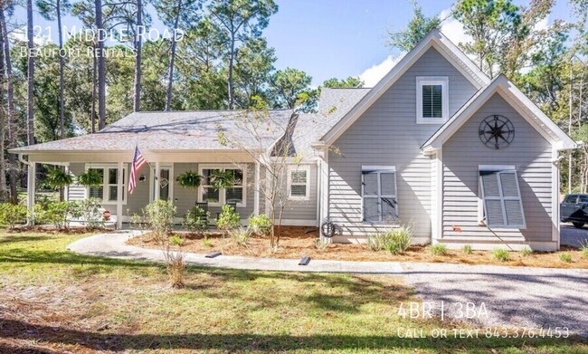 property at 121 Middle Rd
