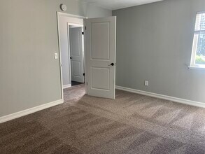 6250 Havenside Dr, Unit 5 in Sacramento, CA - Building Photo - Building Photo
