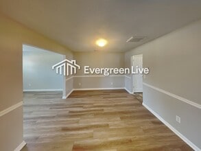 2794 High Tide Dr in College Park, GA - Building Photo - Building Photo