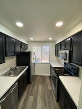 1060-1062 12th St in Sparks, NV - Building Photo - Building Photo