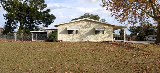8991 SW 103rd Pl in Ocala, FL - Building Photo - Building Photo