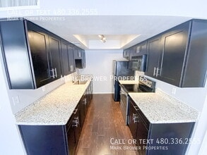 8547 E Belleview St in Scottsdale, AZ - Foto de edificio - Building Photo
