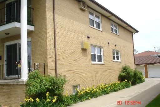 4505 Maple Ave in Brookfield, IL - Foto de edificio - Building Photo