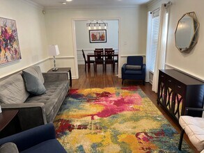 5472 Laurie Ln in Memphis, TN - Foto de edificio - Building Photo