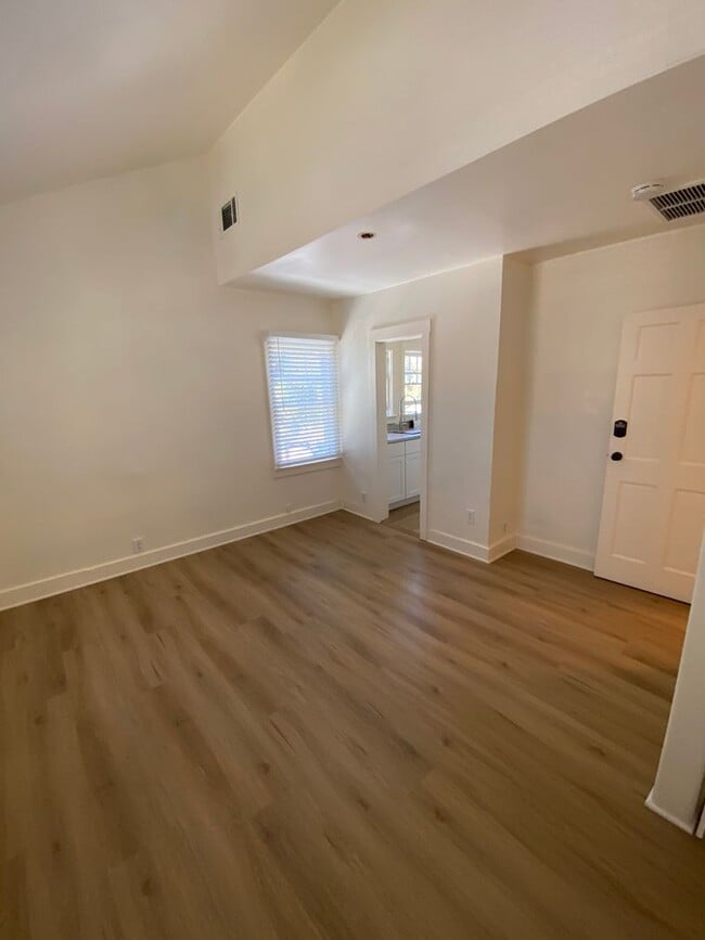 property at 125 W Micheltorena St
