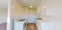 9553 Flower St in Bellflower, CA - Building Photo - Building Photo