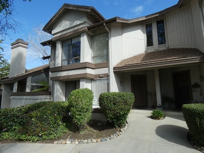 property at 1203 Sandstone Ln