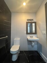 63 Vroom St, Unit 1R in Jersey City, NJ - Building Photo - Building Photo